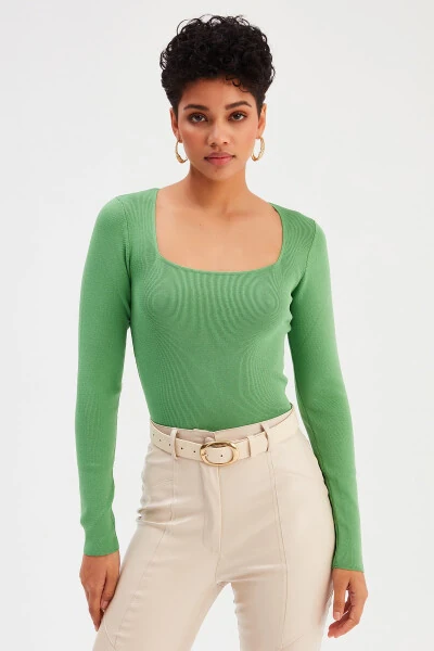 Square Neck Sweater - Green - Sateen