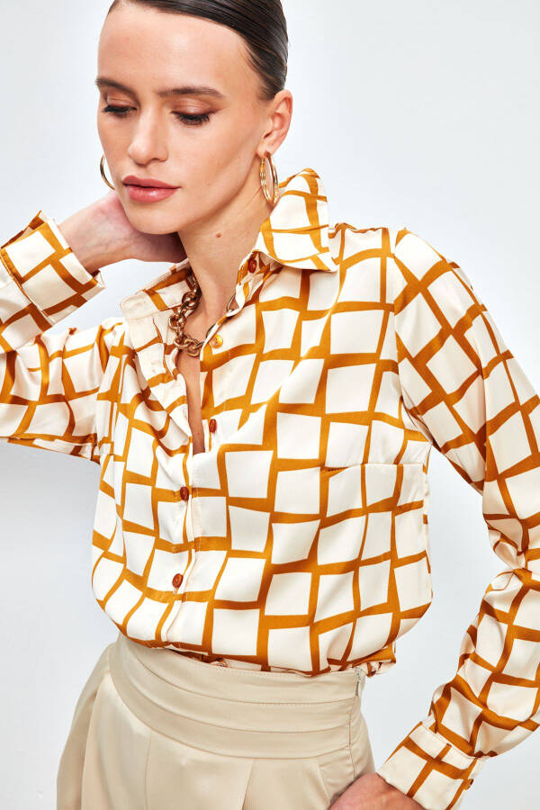 Square Pattern Satin Shirt - CAMEL - 2