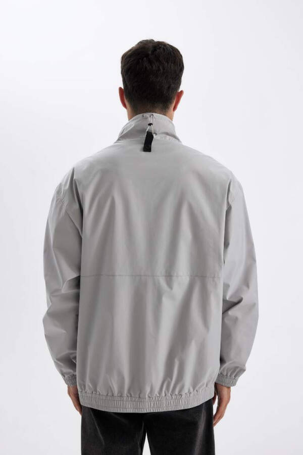 Stand Collar Jacket with Zippered Pockets in Light Gray for All Seasons - 8