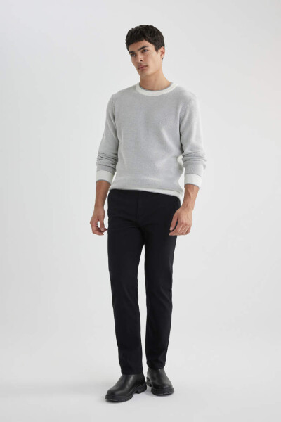 Standard Fit Crew Neck Sweater Ecru - 2