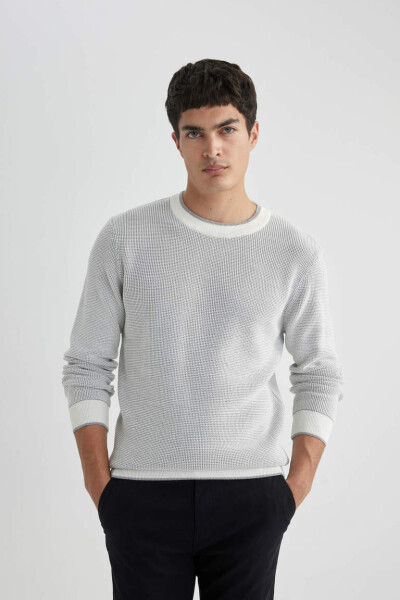 Standard Fit Crew Neck Sweater Ecru - 4