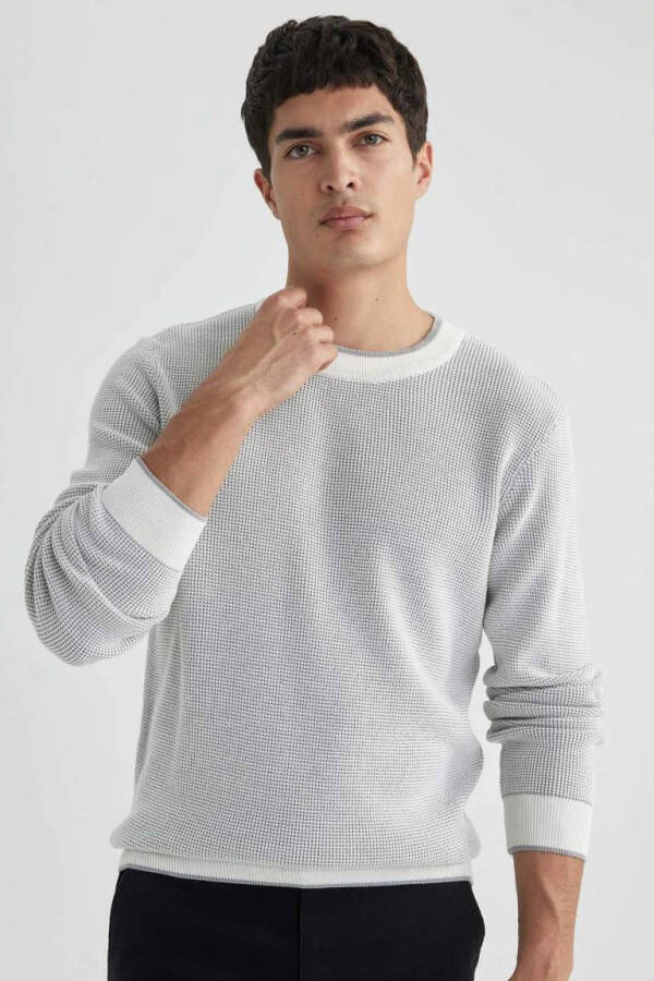 Standard Fit Crew Neck Sweater Ecru - 6