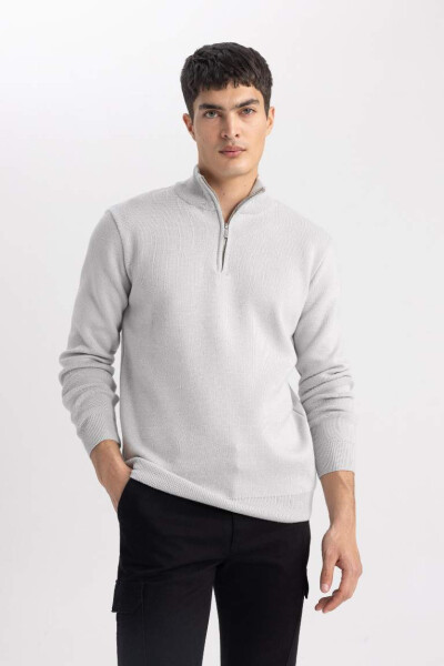 Standard Fit Crew Neck Zippered Sweatshirt Light Grey - 10