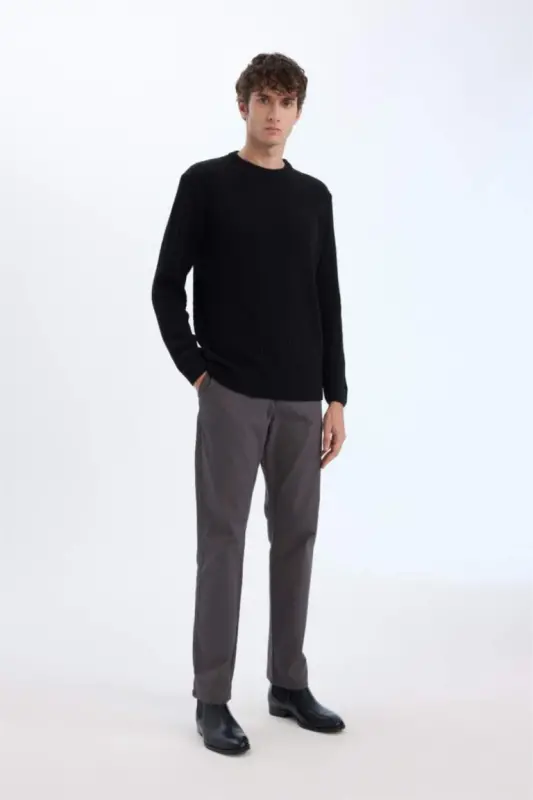 Standard Fit Crewneck Textured Knit Sweater Black - 2