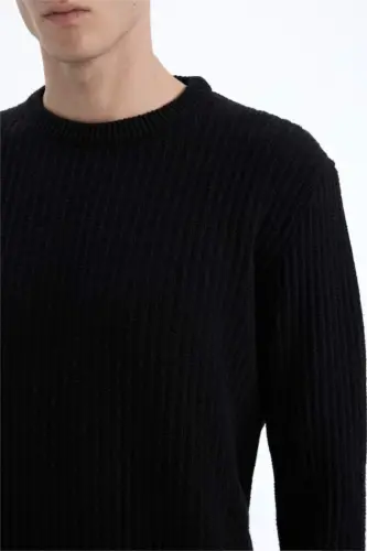 Standard Fit Crewneck Textured Knit Sweater Black - 6