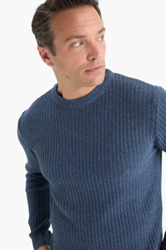 Standard Fit Cycling Collar Textured Knit Sweater Light Indigo - 1