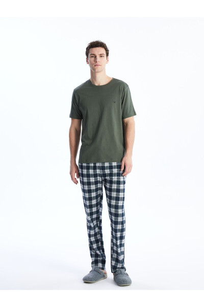 Standard Fit Men's Pajama Set - 59