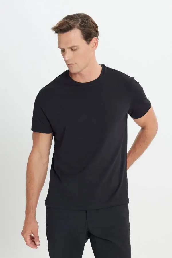 Standard Fit Regular Cut Crew Neck Cotton T-Shirt - 1