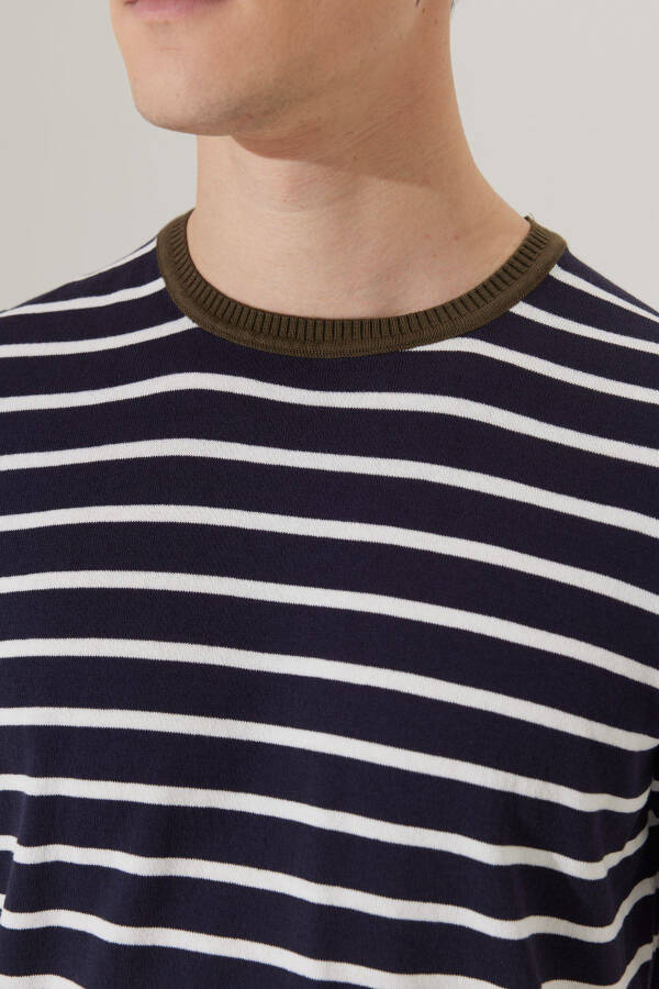 Standard Fit Regular Fit Crew Neck 100% Cotton Striped Knitted T-Shirt - 5