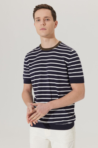 Standard Fit Regular Fit Crew Neck 100% Cotton Striped Knitted T-Shirt - 6