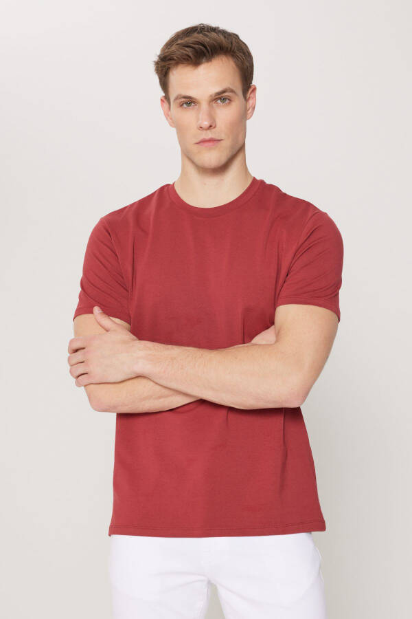 Standart Fit Normal Kesim Bisiklet Yaka Pamuklu Tişört - Bordo - 3