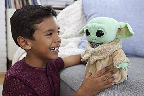 Star Wars Grogu Plush with Beskar Armor, Soft Doll Inspired by Star Wars Mandalorian Book of Boba Fett, Travel Toys and Gifts for Kids - 32