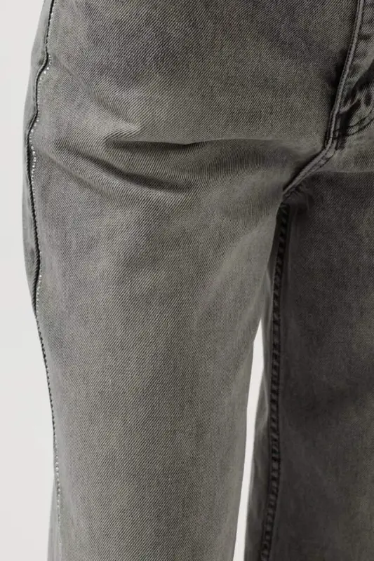 Stone Band Detailed Jean - 4