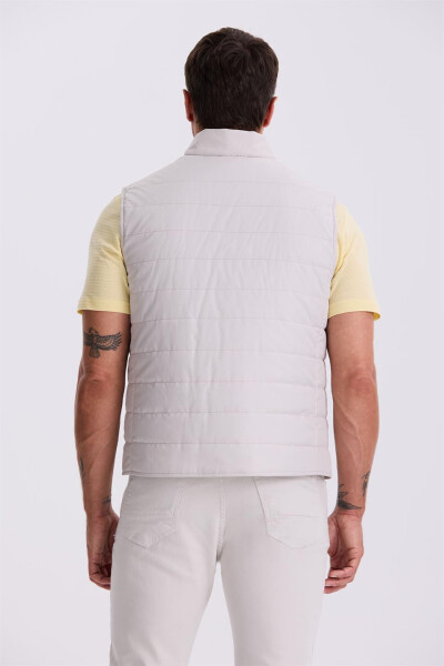 Stone Collar Fiber Slim Fit Vest - 8