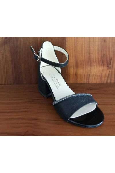 Stone-embellished Girls' 4 Cm Heeled Sandal, Dressy Black Children's Sandal - MADAMEMUKO (1)