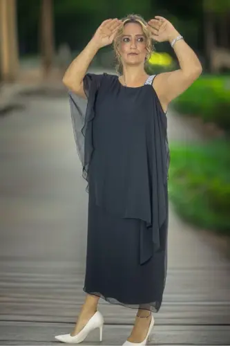 STONE-EMBELLISHED PLUS SIZE EVENING DRESS WITH WIDE STRAP DRAPED NECK CAPE - 3