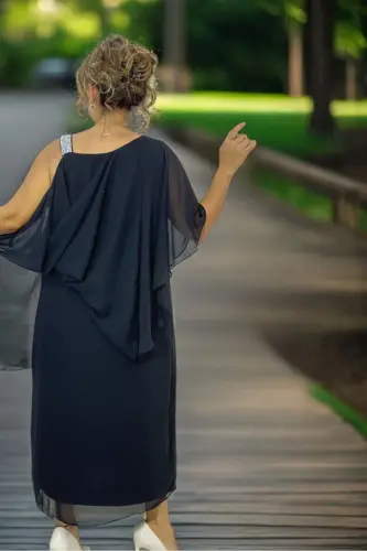 STONE-EMBELLISHED PLUS SIZE EVENING DRESS WITH WIDE STRAP DRAPED NECK CAPE - 5