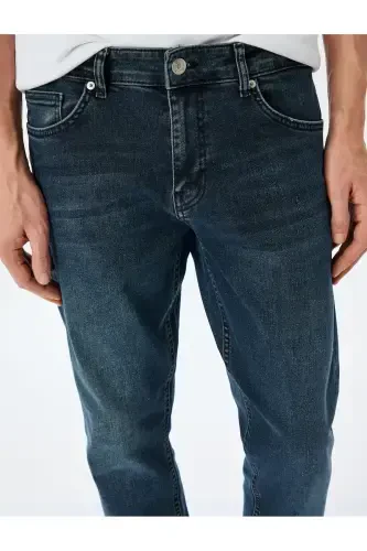 Straight Fit Cotton Jeans with Pocket Detail - 5