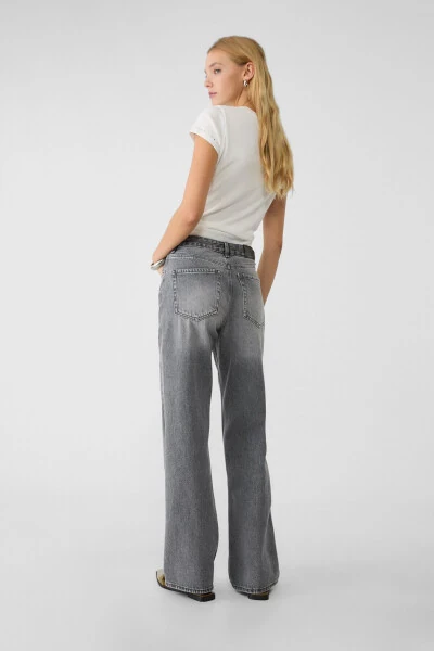 Straight Fit Jean - 3