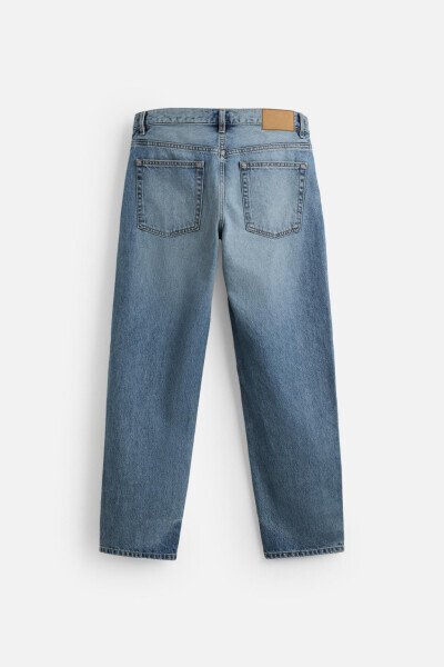 STRAIGHT FIT JEAN - 7