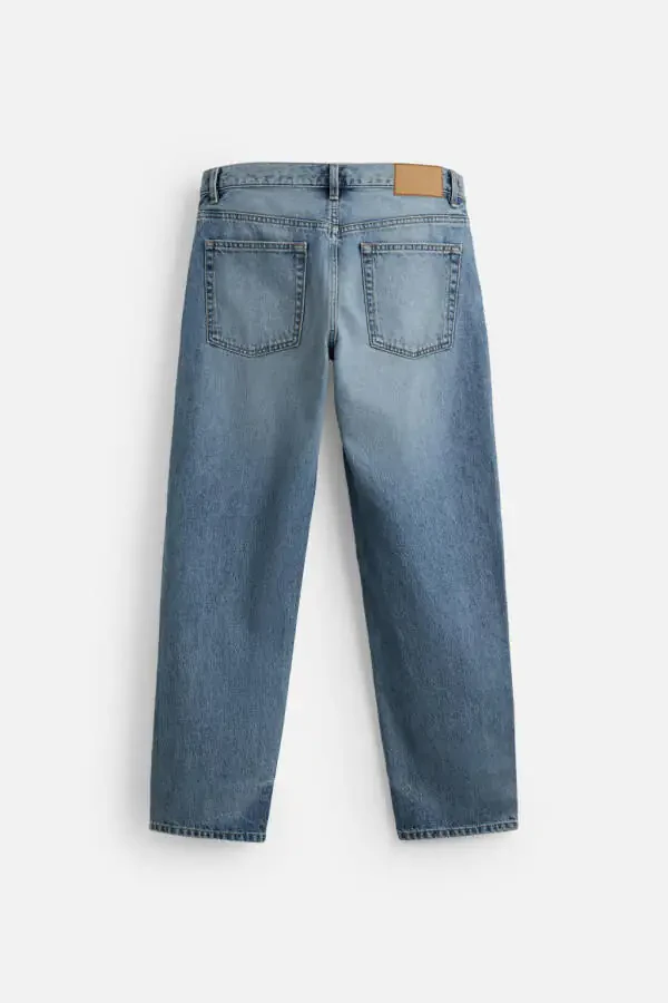 STRAIGHT FIT JEAN - 7