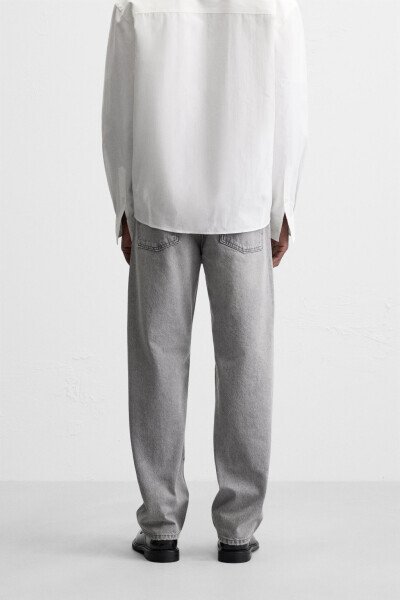 STRAIGHT FIT JEAN - 12