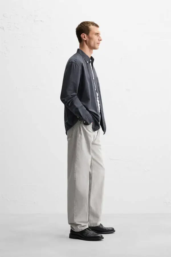 STRAIGHT FIT JEAN - 32