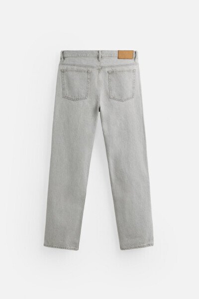 STRAIGHT FIT JEAN - 35