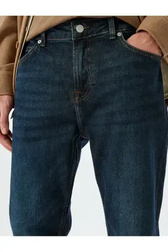 Straight Fit Jeans - Mark Jean - 5