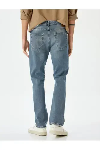 Straight Fit Jeans - Mark Jean - 4
