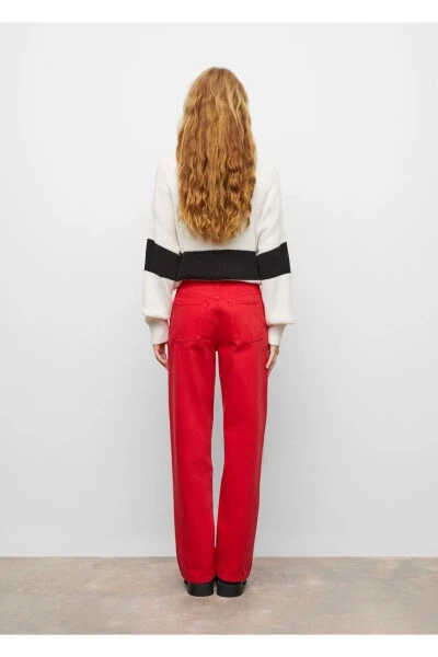 Straight Leg High Waist Jeans - 4