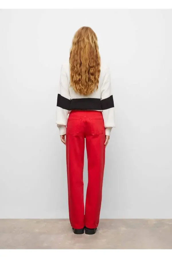 Straight Leg High Waist Jeans - 4