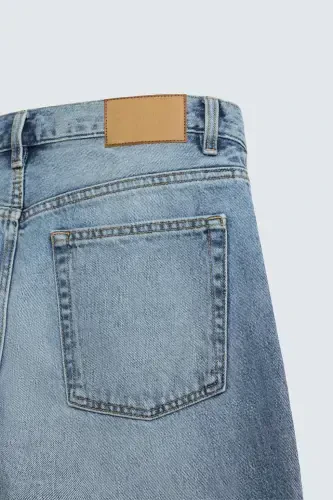 STRAIGHT LEG JEAN-FADED BLUE - 4