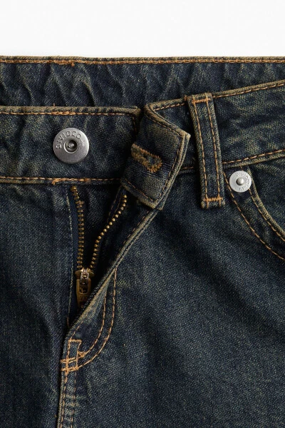 Straight Leg Jeans - 6