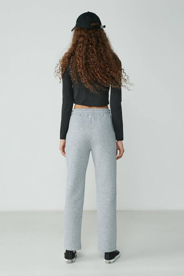 Straight Leg Sweatpants 901 Grey - 8