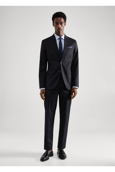 Strec matodan tayyorlangan blazer - MANGO MAN (1)