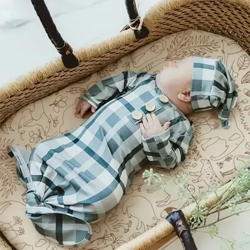 Stretch Ultra Soft Fitted Bassinet Sheet Set 2 Pack, Universal Fit for Bassinets Baby Cradle Moses Basket Oval Rectangle Mattress Safe and Snug, Stylish Bassinet Sheets of Sunny Bear Print - 6