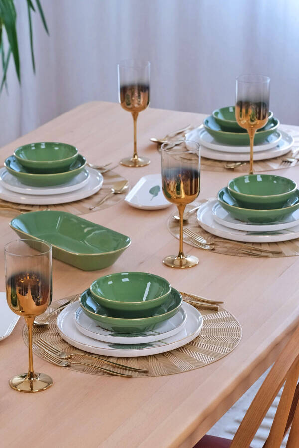 Strelitzia Gold-Gilded 27-Piece 6-Person Ceramic Dinner Set - 4