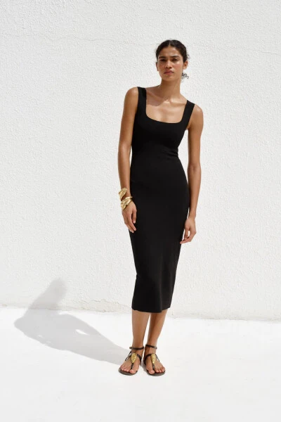 STRETCH SQUARE NECK DRESS-Black 