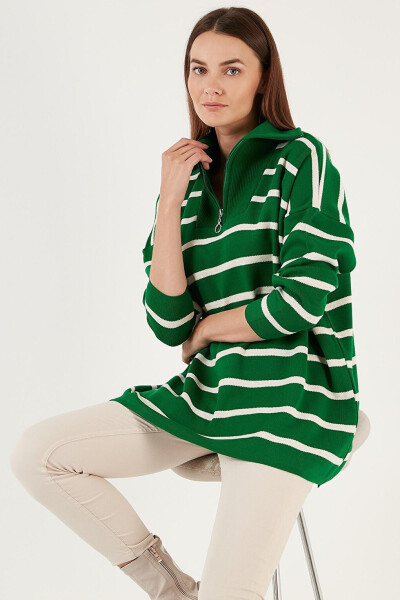 Striped Half-Zip Oversized Knit Sweater 4616080 - 11