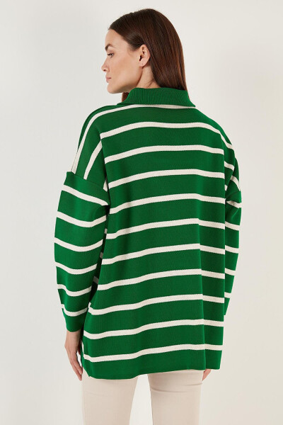 Striped Half-Zip Oversized Knit Sweater 4616080 - 15