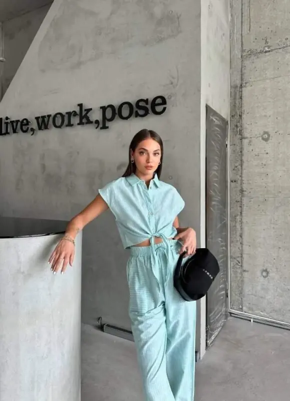 STRIPED LINEN SLEEVELESS CROP PANTS SUIT - Green - 3