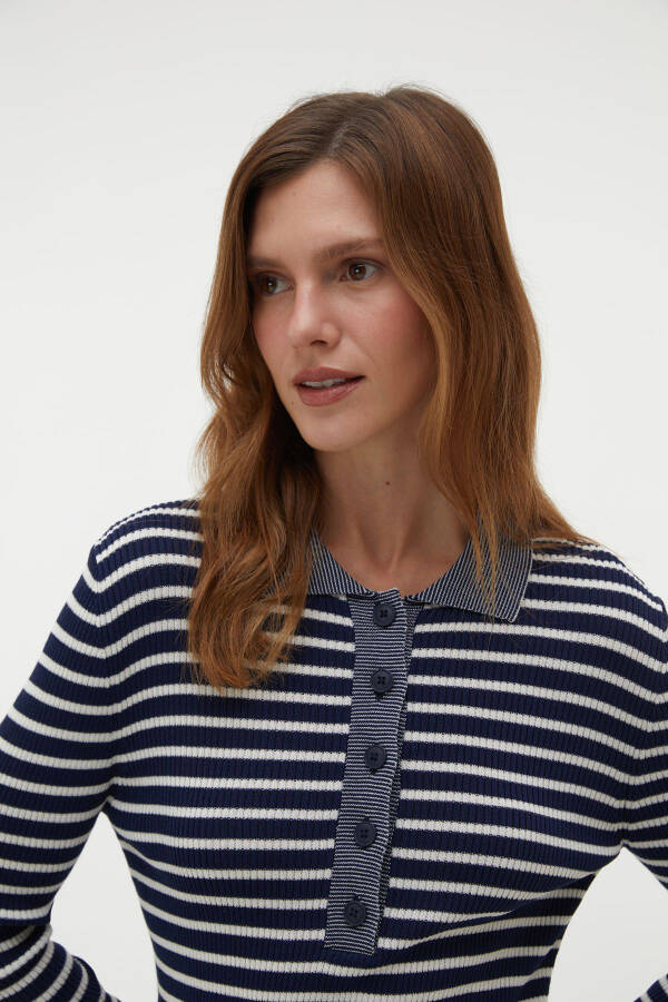 STRIPED POLO NECK SWEATER - 2