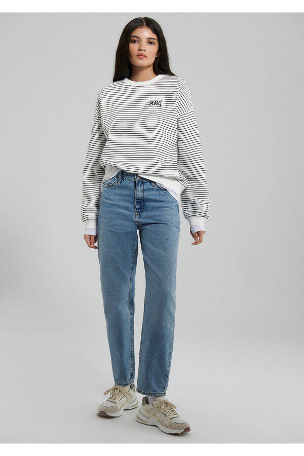 Striped White Sweatshirt with Logo Print 1s10100-85386 - 19