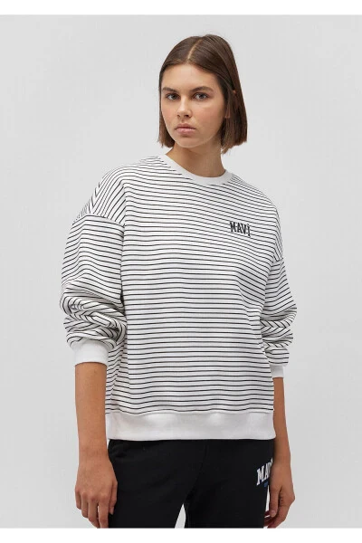Striped White Sweatshirt with Logo Print 1s10100-85386 - MAVI (1)