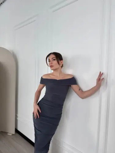Striptiz Omuzlu Uzun Elbise- Füme - 3