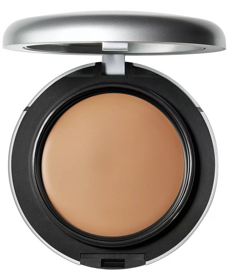 Studio Fix Tech Cream-To-Powder Foundation NC17 (light beige/neutral undertone) - 1