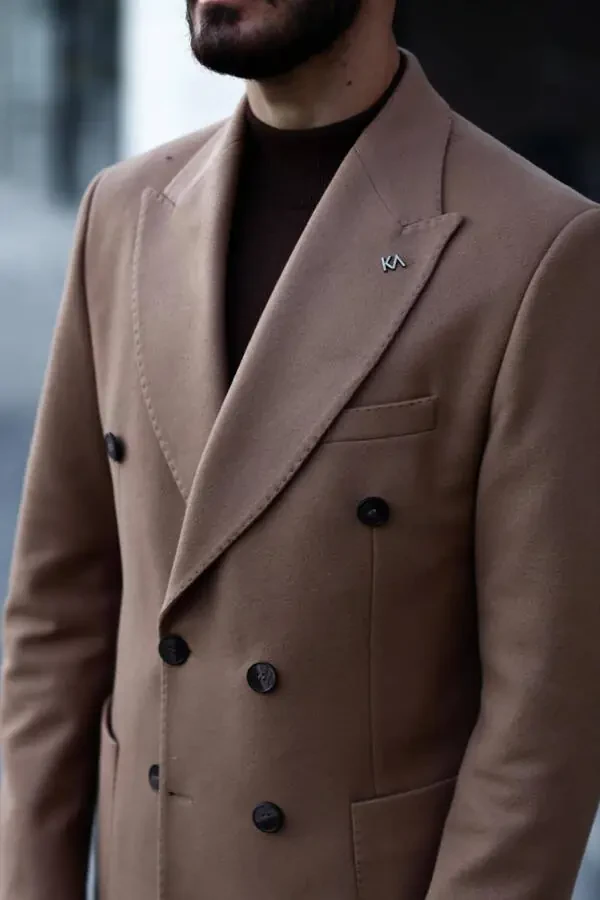 Stylish double-breasted men's coat - wool and polyester blend. - 3