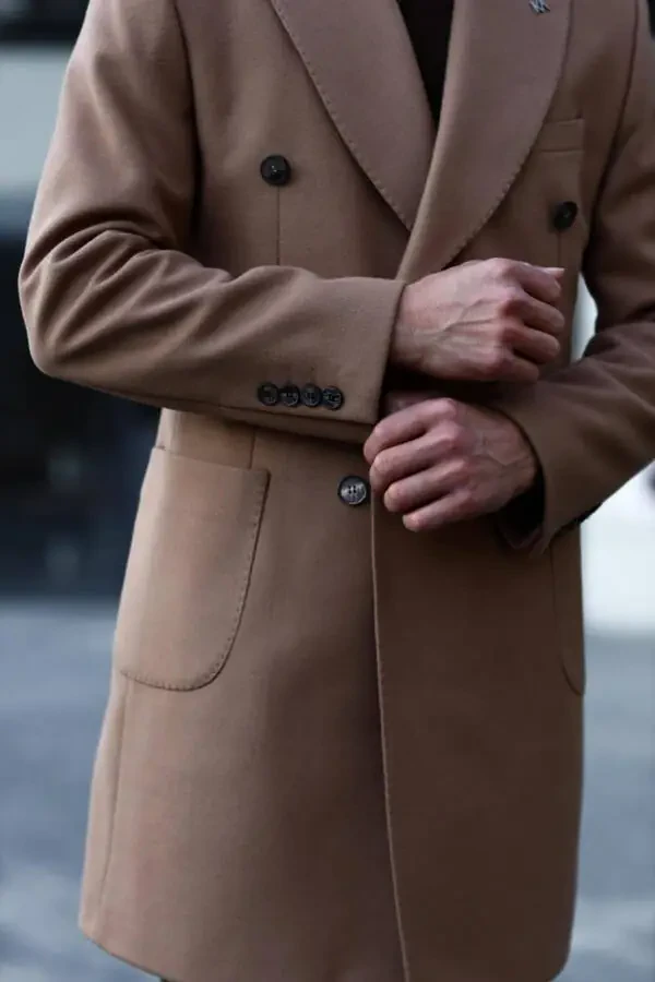 Stylish double-breasted men's coat - wool and polyester blend. - 4