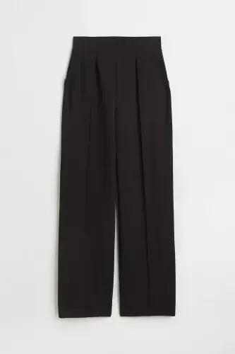 Stylish, high-waisted trousers. - 3